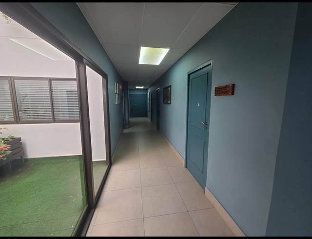 1,600M² BUILDING FOR SALE IN GILLITTS
